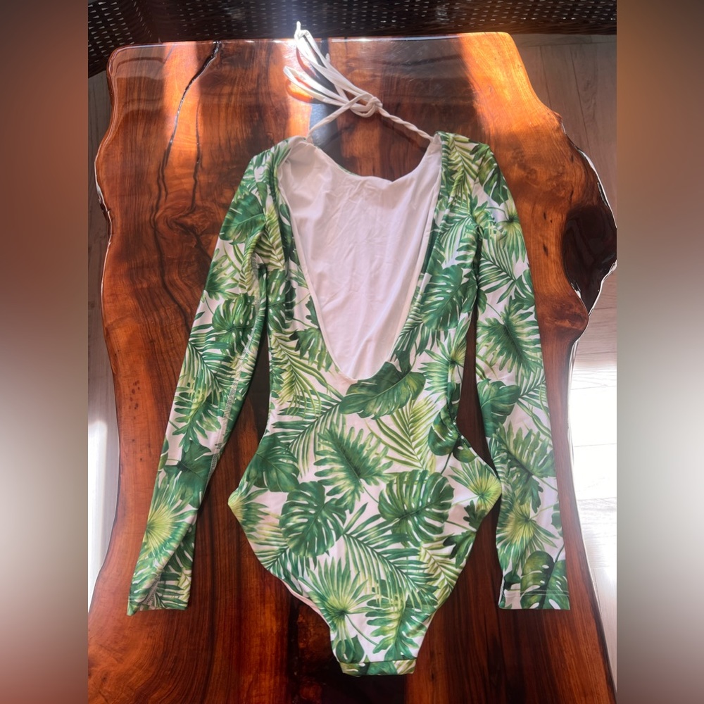 Janie and Jack Dawne Florine Palm Surf Swimsuit xs low-back palm gently loved - Picture 2 of 9